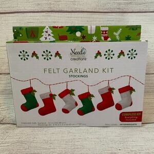 Christmas Stockings Felt Garland Kit Craft Project Holiday Decor 72"L